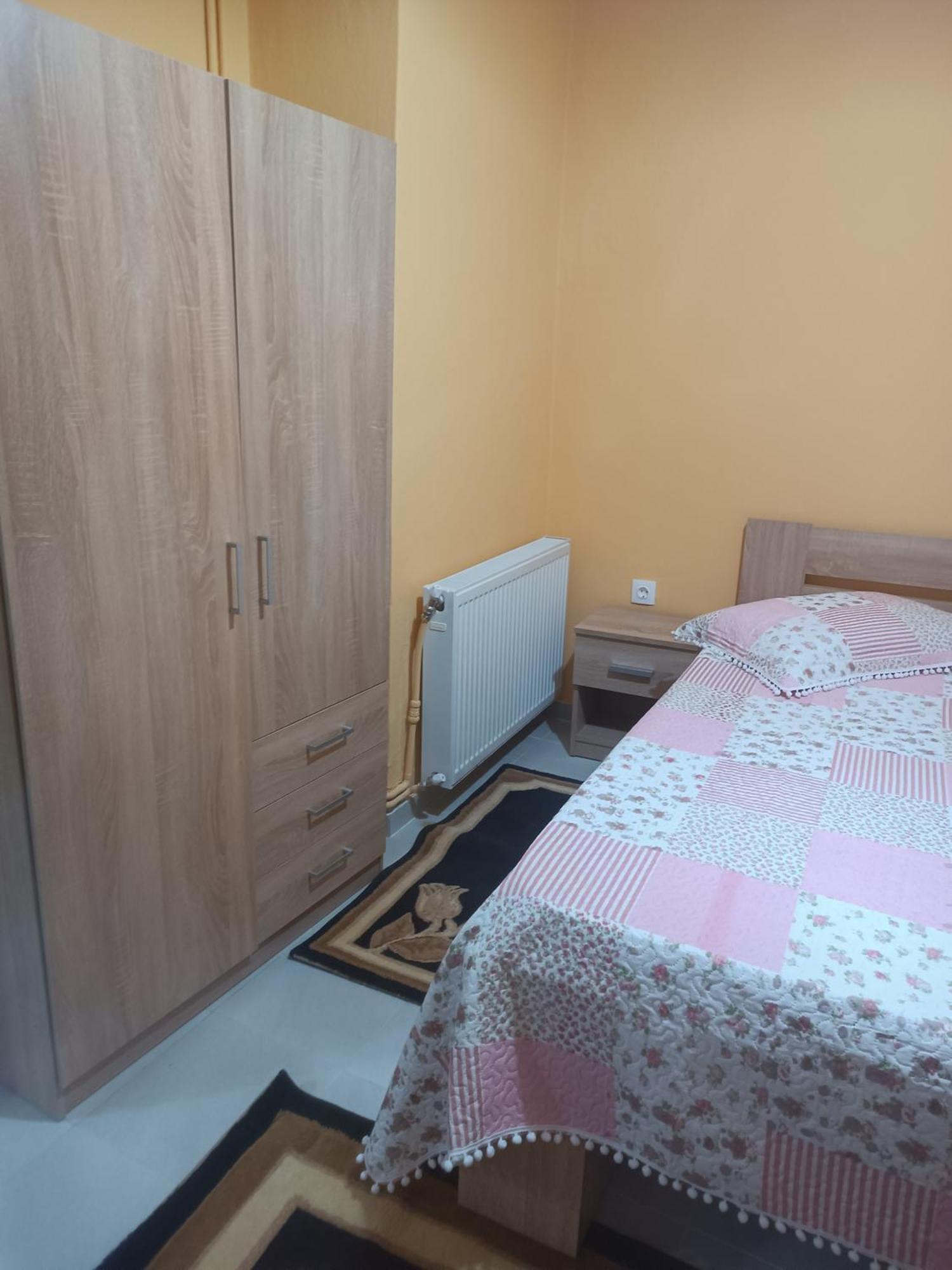 Kipseli 1 Appartement Kozani Buitenkant foto
